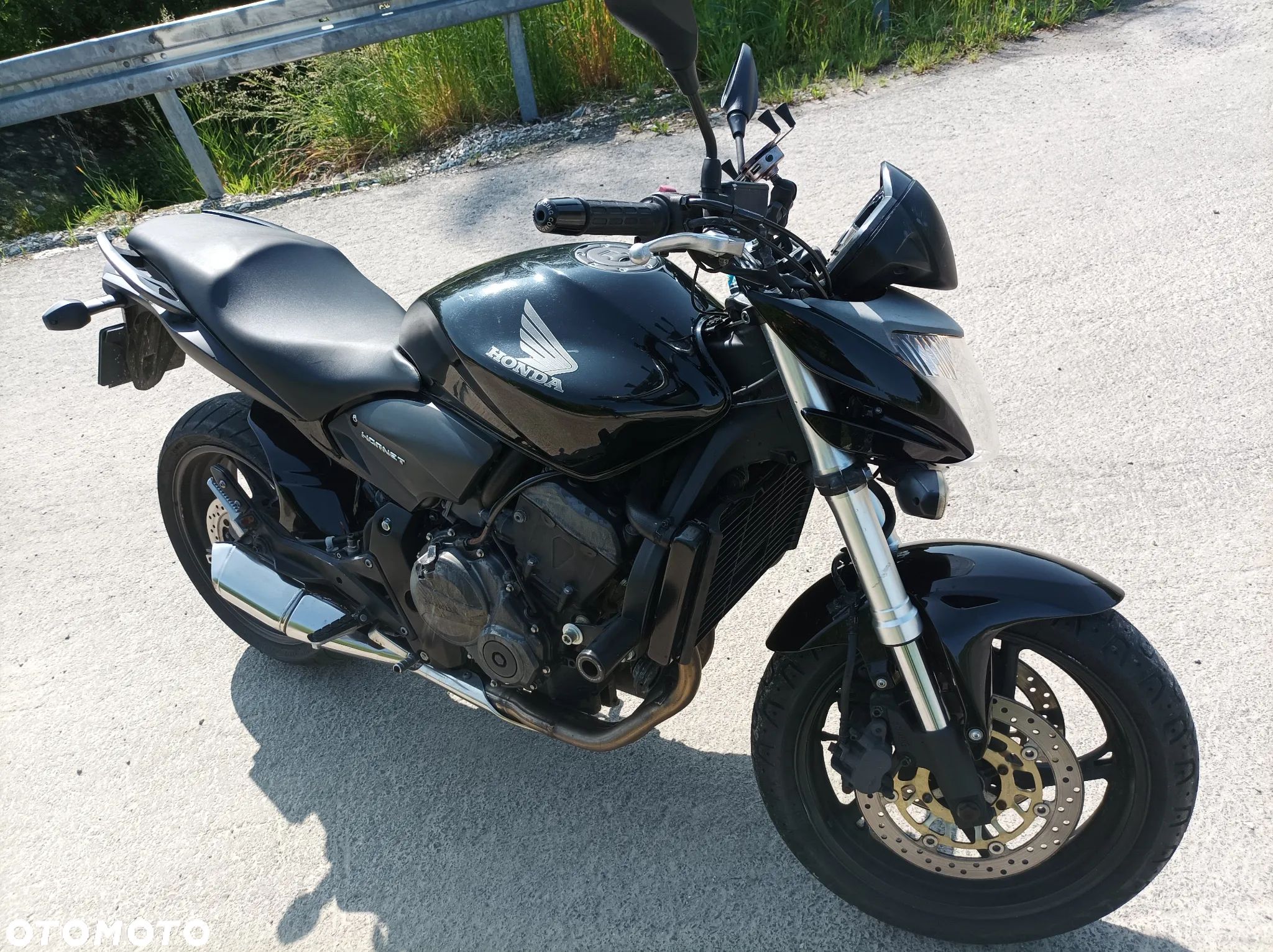 Honda CB - 1