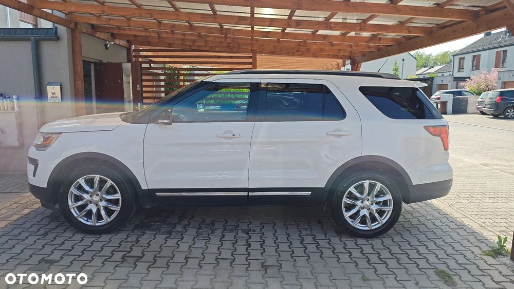 Ford Explorer - 3