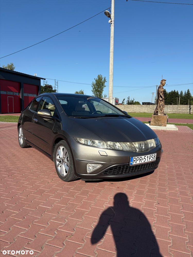 Honda Civic 1.8 Comfort - 1