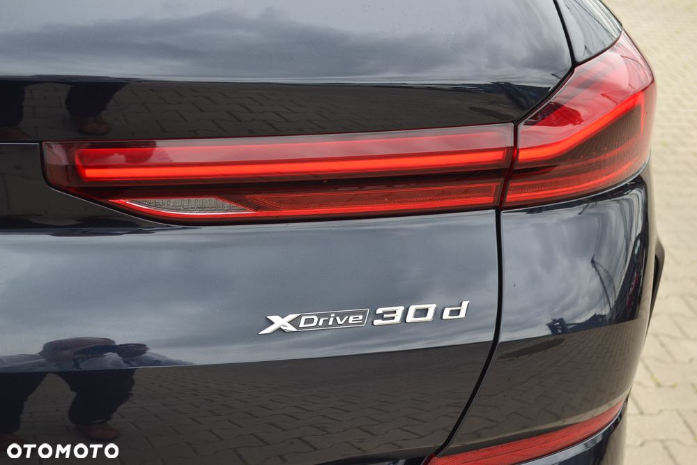BMW X6 xDrive30d - 9