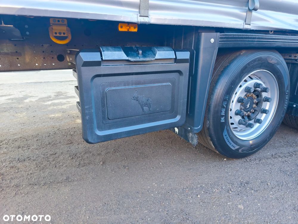 Schmitz Cargobull Varios - 10