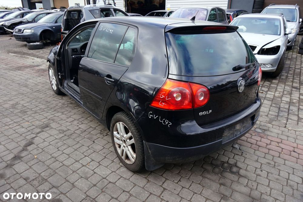 VOLKSWAGEN GOLF V 5D HB 2008 LC9Z 1.4 TSI CAXA 122KM JPG CZARNY na części - 3