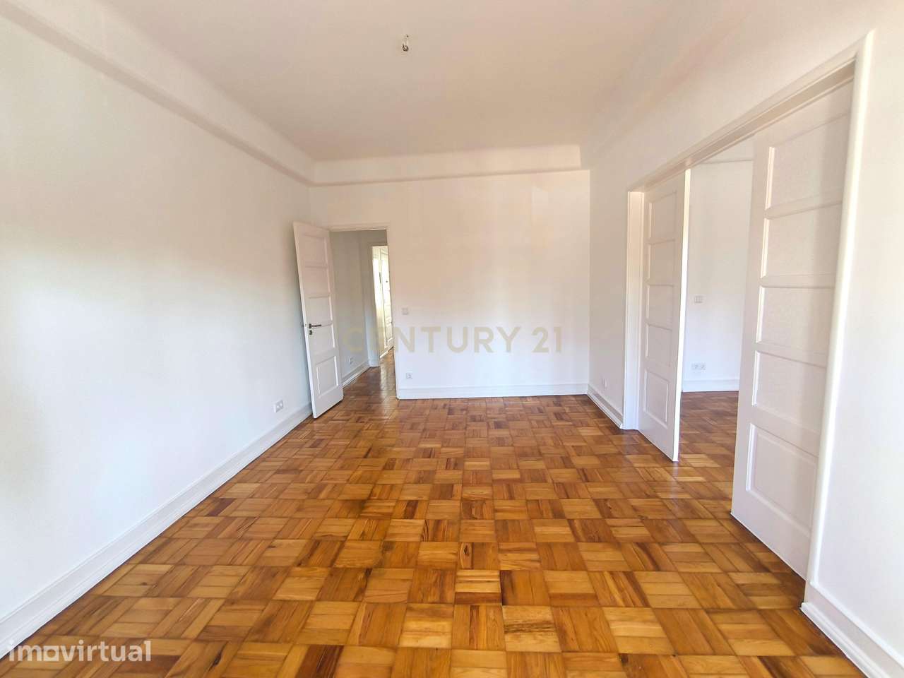 Apartamento T3+1 renovado em Alvalade(Av. Roma), Lisboa - Grande imagem: 5/25