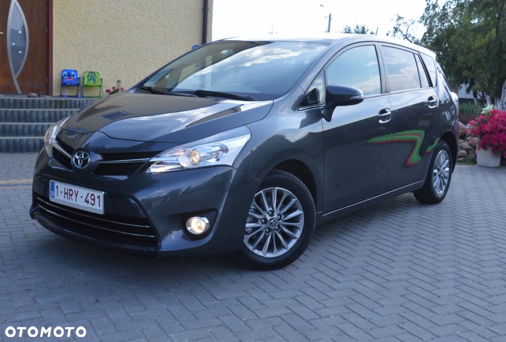 Toyota Verso - 2