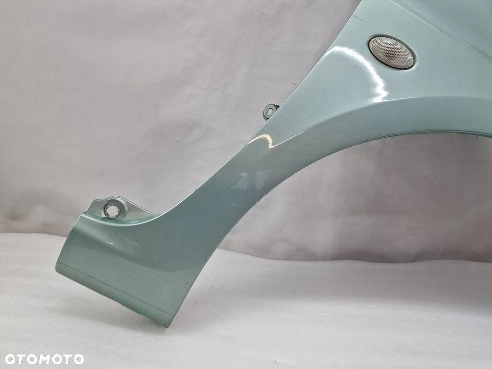 PEUGEOT 307 02- PRAWY BŁOTNIK PRZEDNI PRZÓD , ŁADNY , KOLOR JASNO-ZIELONY , NR AUKCJI BŁ183 - 2