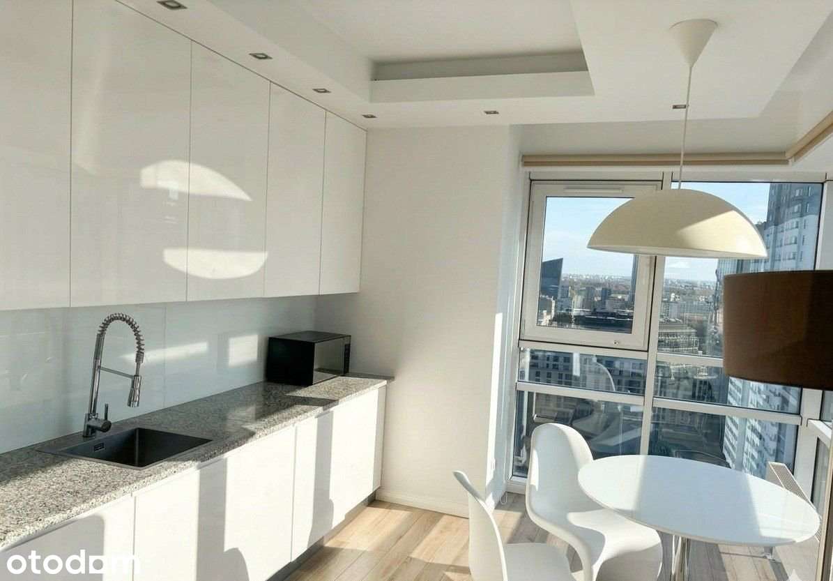 Platinum Towers | 2 pokoje | 50 m2 | Klimatyzacja | Centrum Warszawy