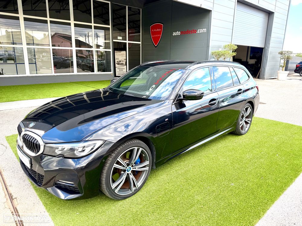 BMW 330 e Pack Desportivo M Auto - 6