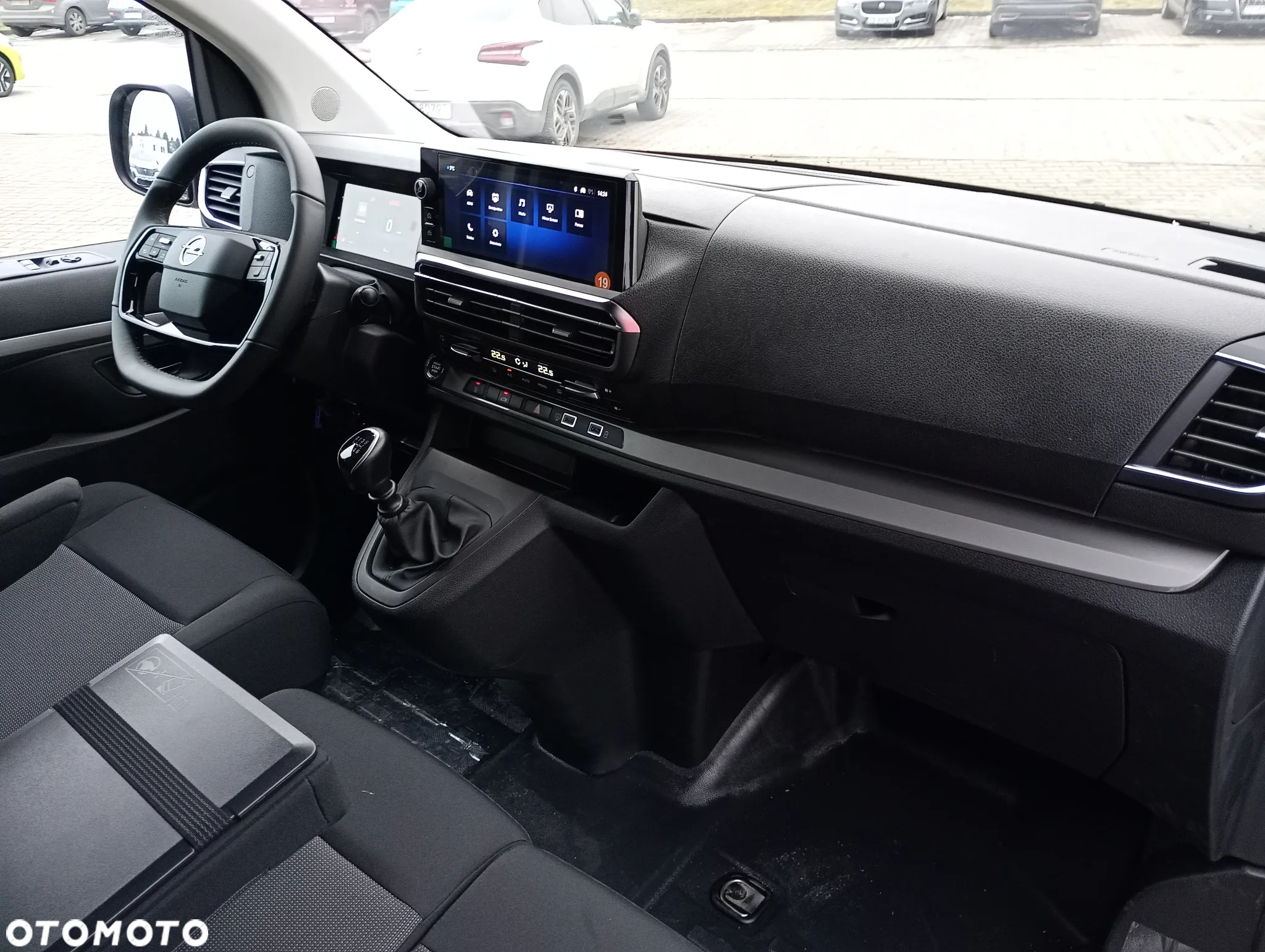 Opel Vivaro - 20