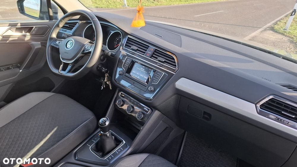 Volkswagen Tiguan 2.0 TDI SCR (BlueMotion Technology) Comfortline - 27