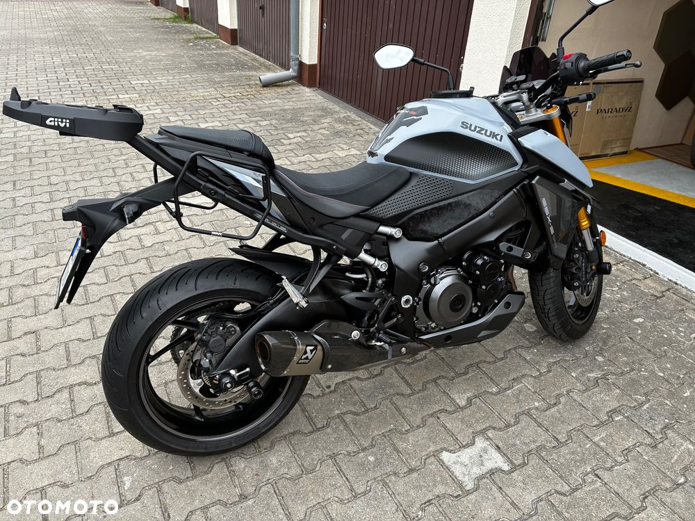 Suzuki GSX 1000 - 6