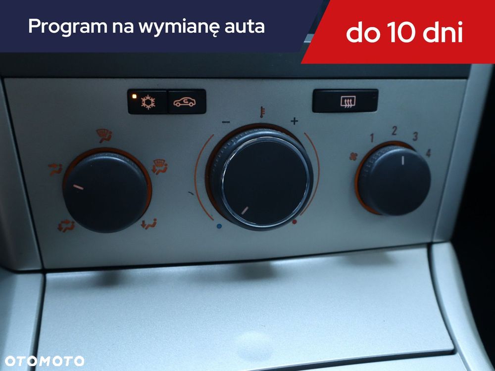 Opel Astra - 14