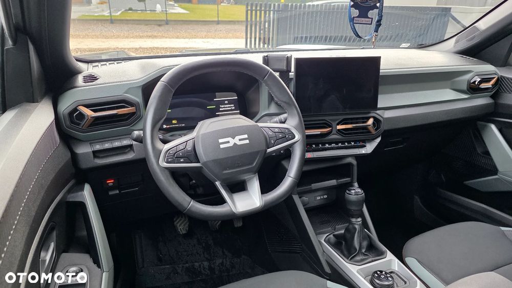 Dacia Bigster 1.2 TCe mHEV Extreme 4x4 - 29