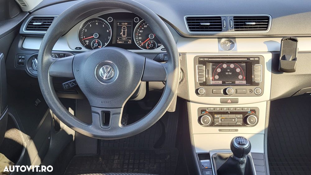 Volkswagen Passat - 7