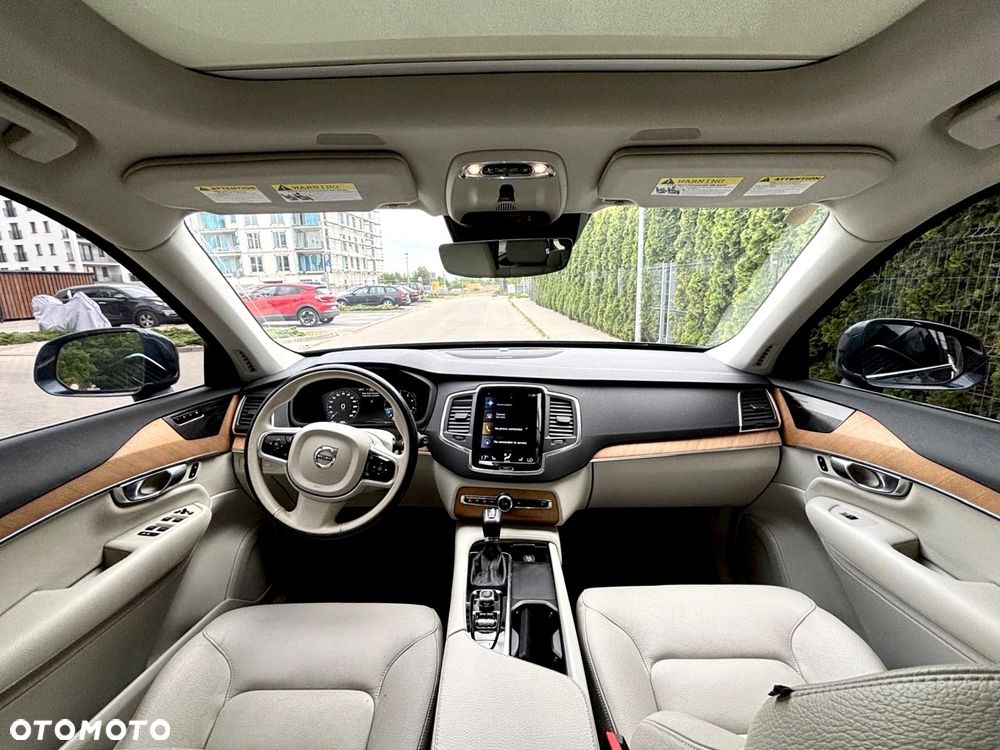 Volvo XC 90 T6 AWD Momentum 7os - 16