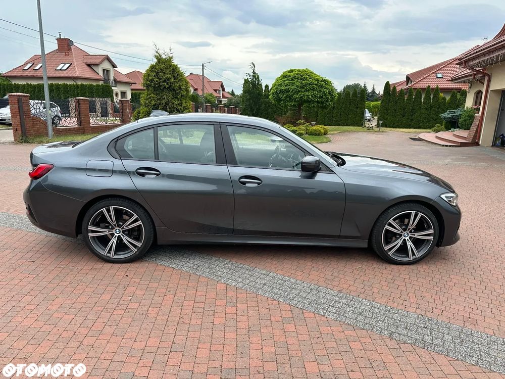 BMW Seria 3 318d Edition Luxury Line Purity - 4