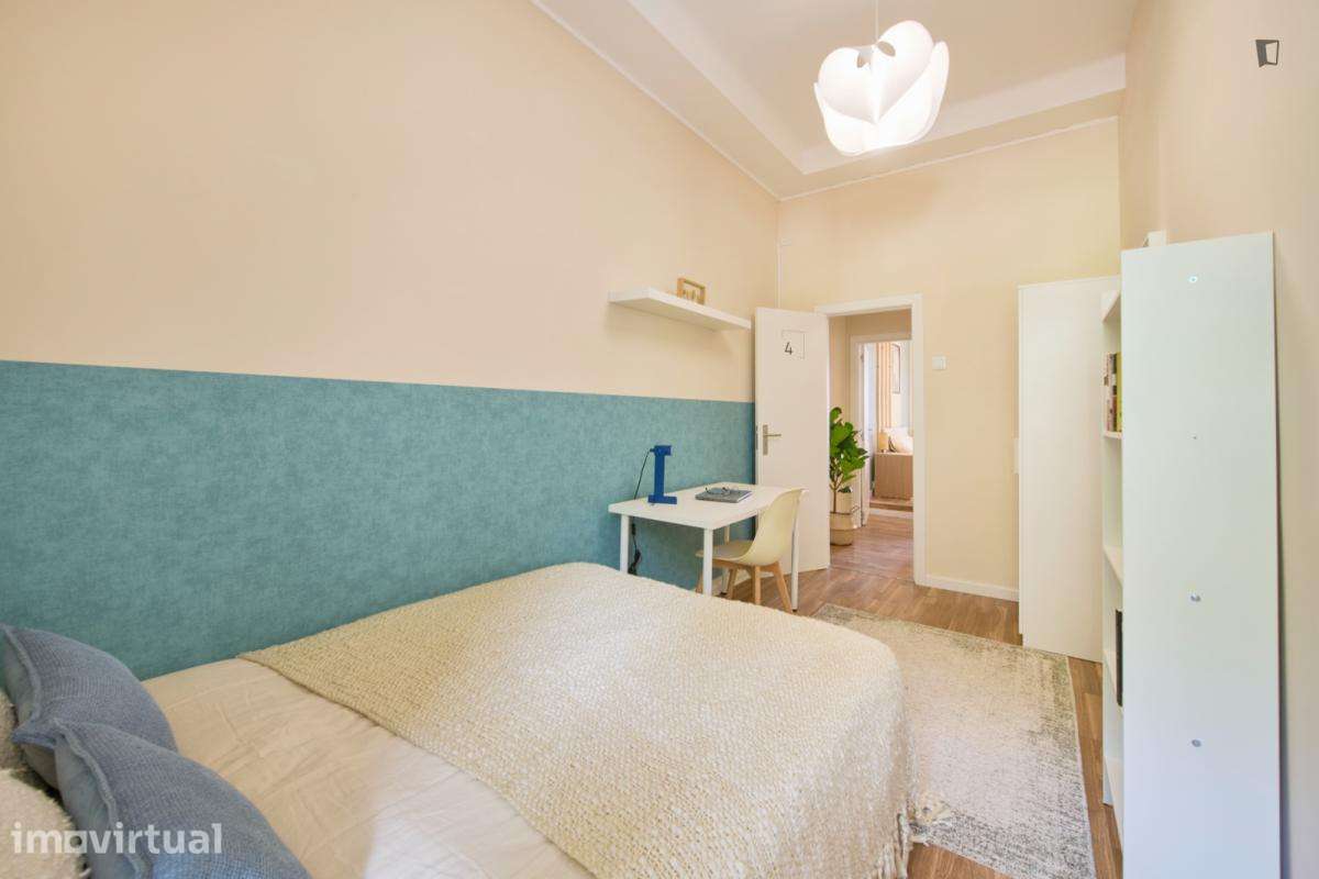 Quarto - localizado em Alameda Lisbon - Grande imagem: 4/46