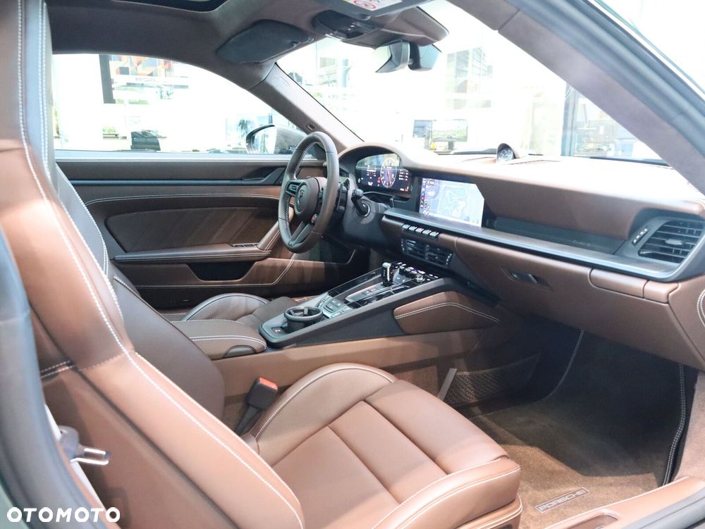 Porsche 911 - 16