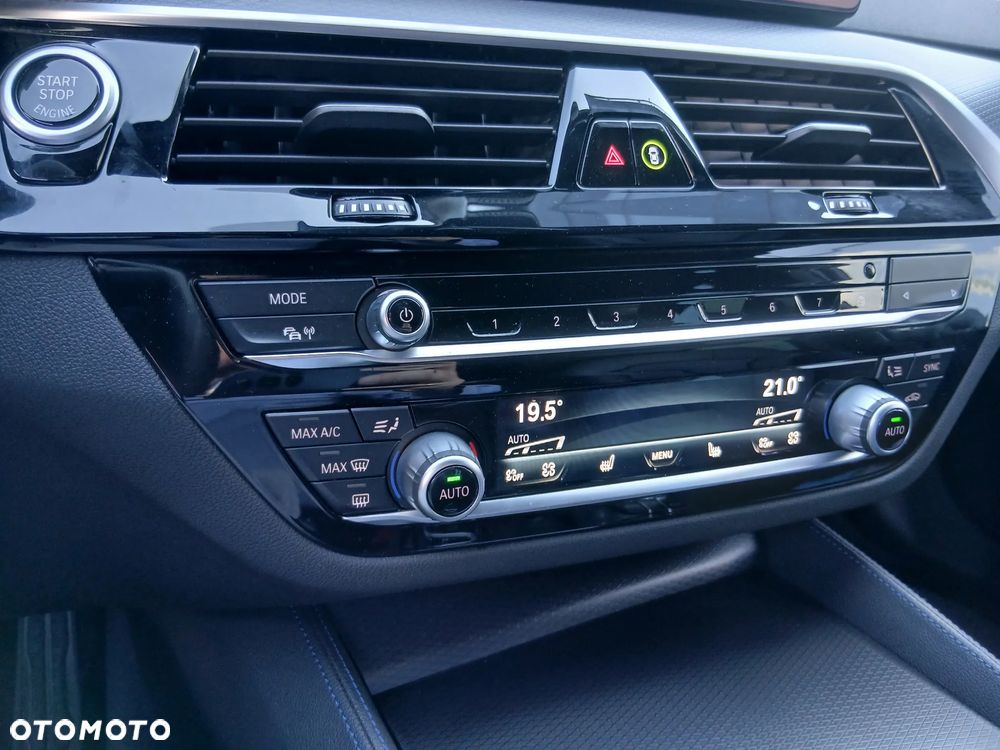 BMW Seria 5 530d xDrive mHEV M Sport sport - 8