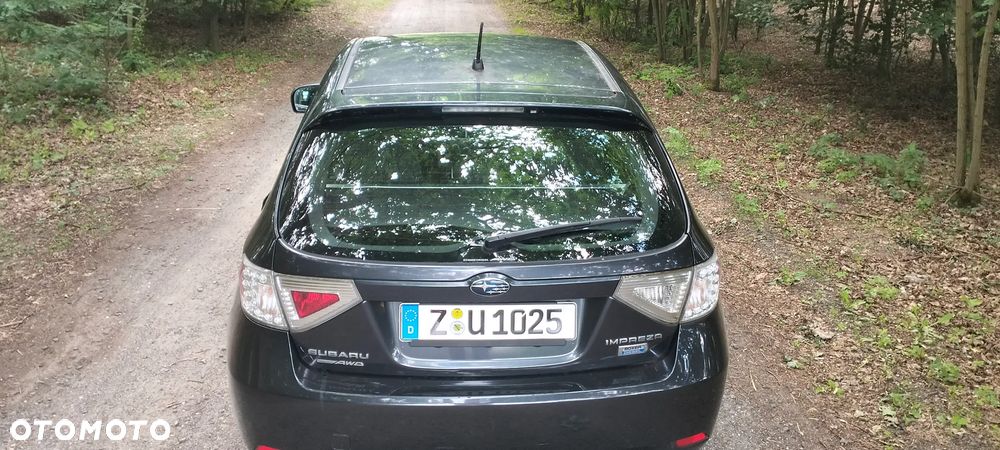 Subaru Impreza 2.0D Active - 28