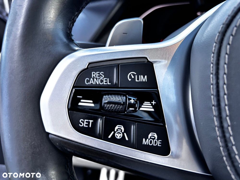 BMW X7 M50d sport - 26