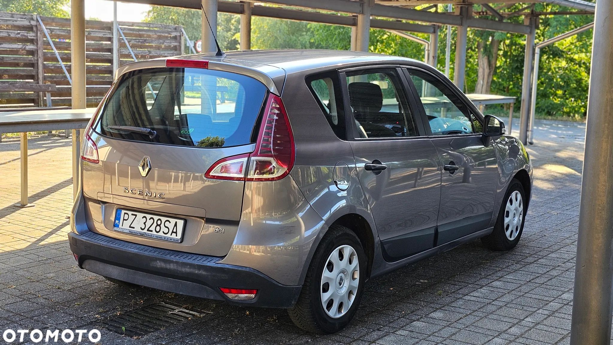 Renault Scenic - 1