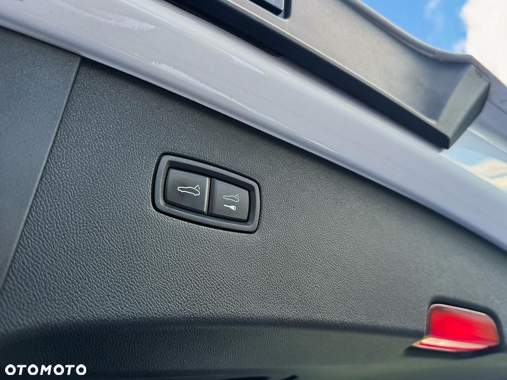 Porsche Cayenne Platinum Edition - 40