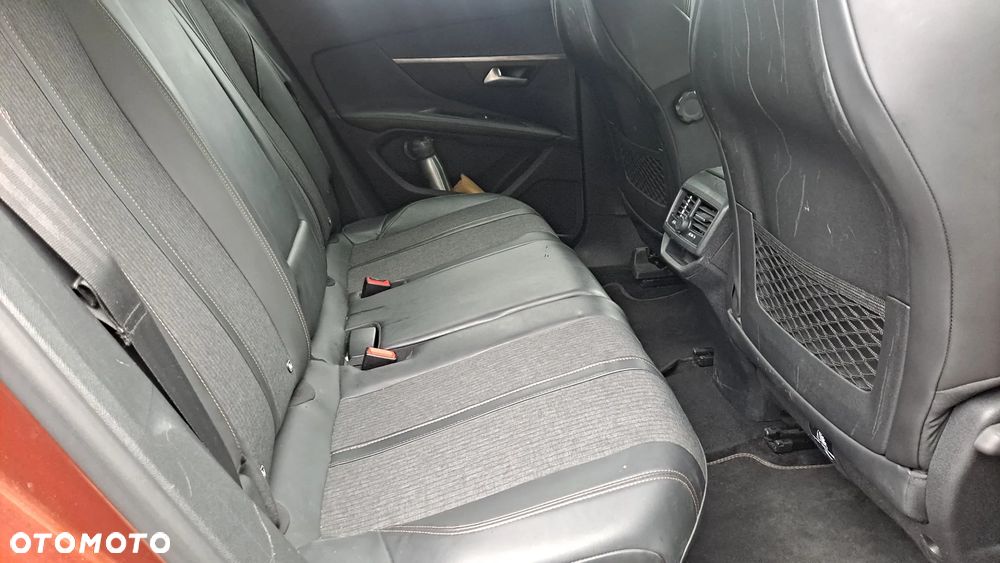 Peugeot 3008 1.2 PureTech Active - 19