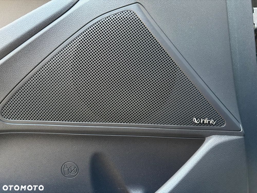 Hyundai IONIQ - 21