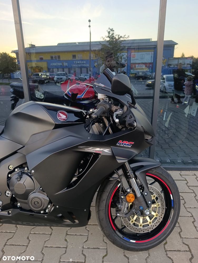 Honda CBR - 26