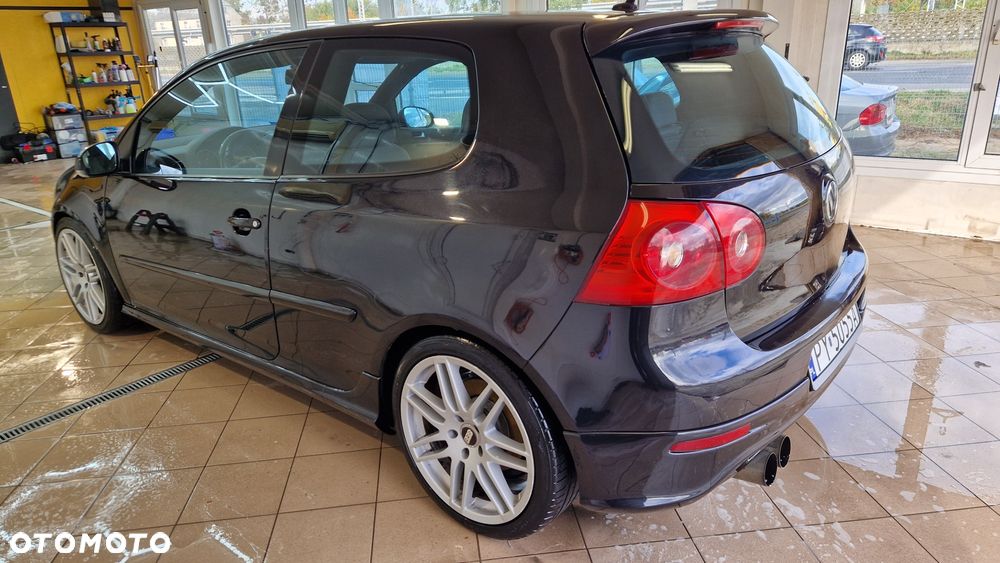 Volkswagen Golf - 8