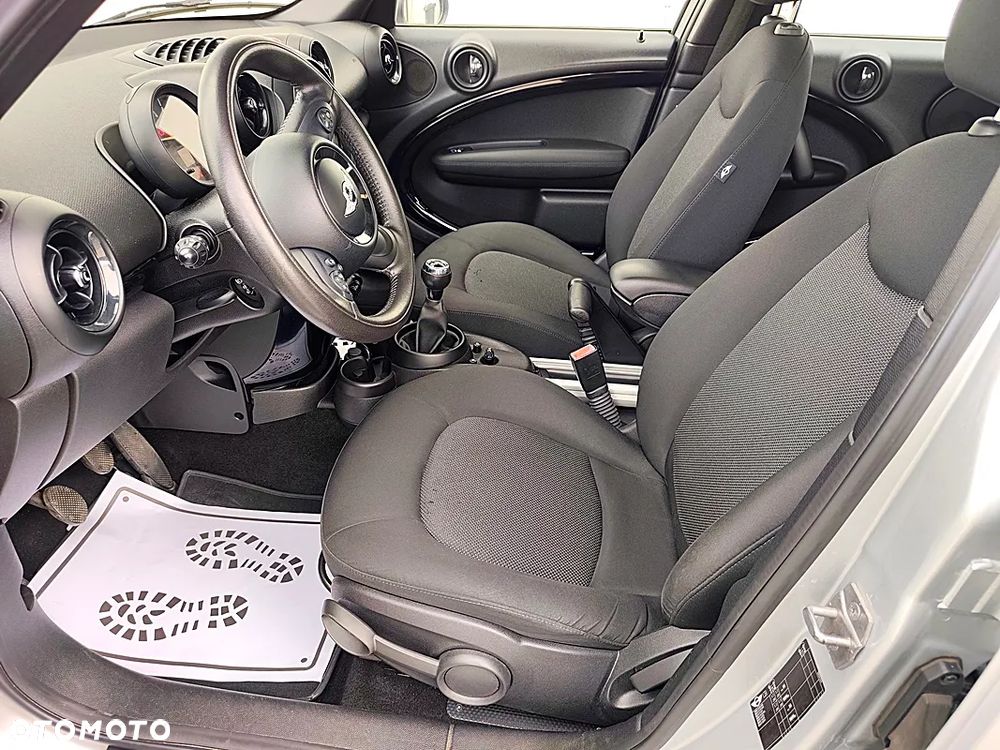 MINI Countryman One D - 8