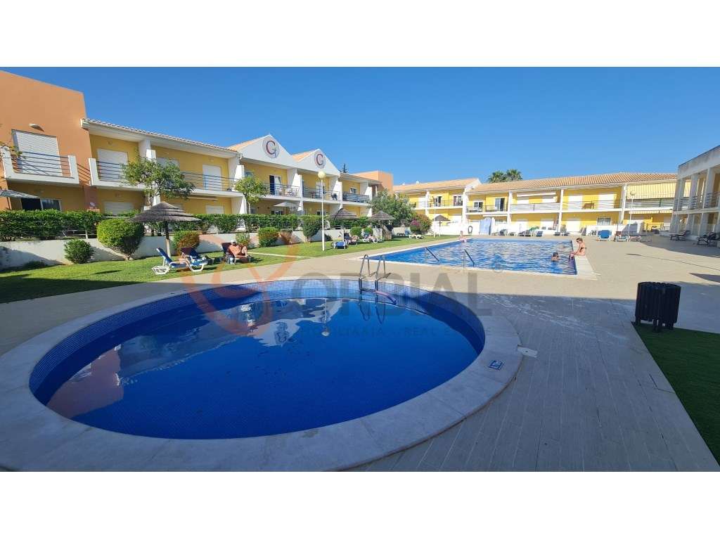 Apartamento T2 para venda com garagem e piscina em Vale Parra, Albu... - Grande imagem: 5/19
