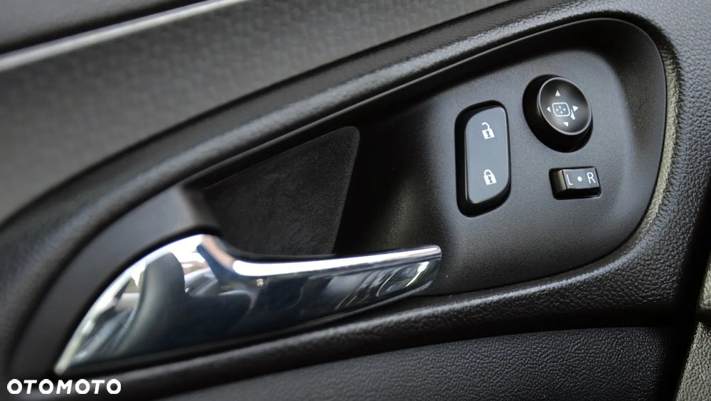 Opel Insignia 2.0 CDTI Active ecoFLEX S&S - 17