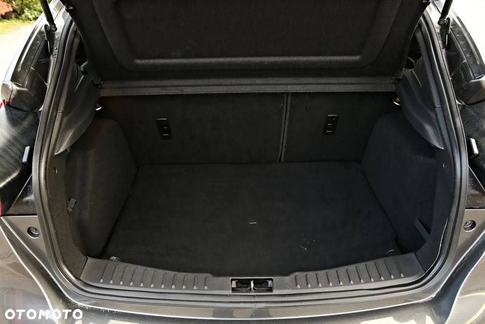 Ford Focus 1.0 EcoBoost Start-Stopp-System ST-LINE X - 38