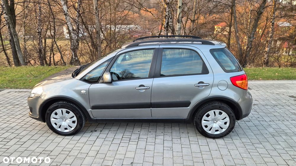 Suzuki SX4 1.9 DDiS DPF 4x4 Club - 11