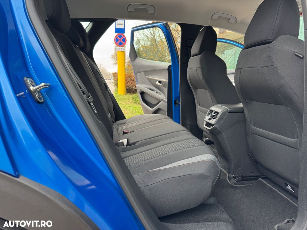 Peugeot 3008 PureTech 130 Stop & Start GPF EAT8 Allure - 24