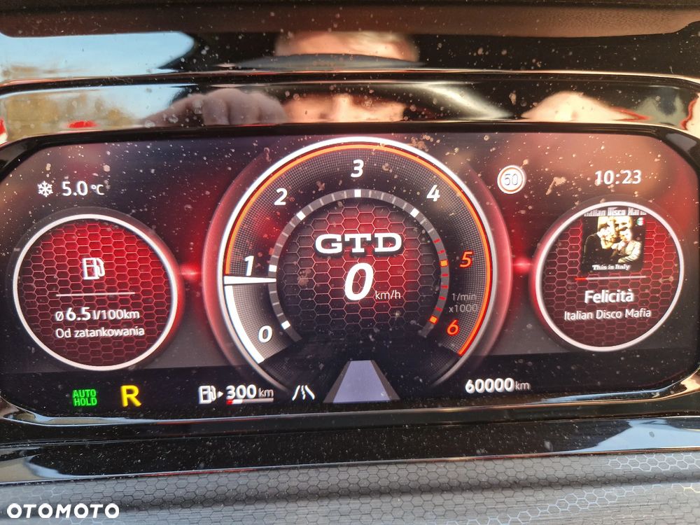 Volkswagen Golf 2.0 TDI SCR DSG GTD - 6