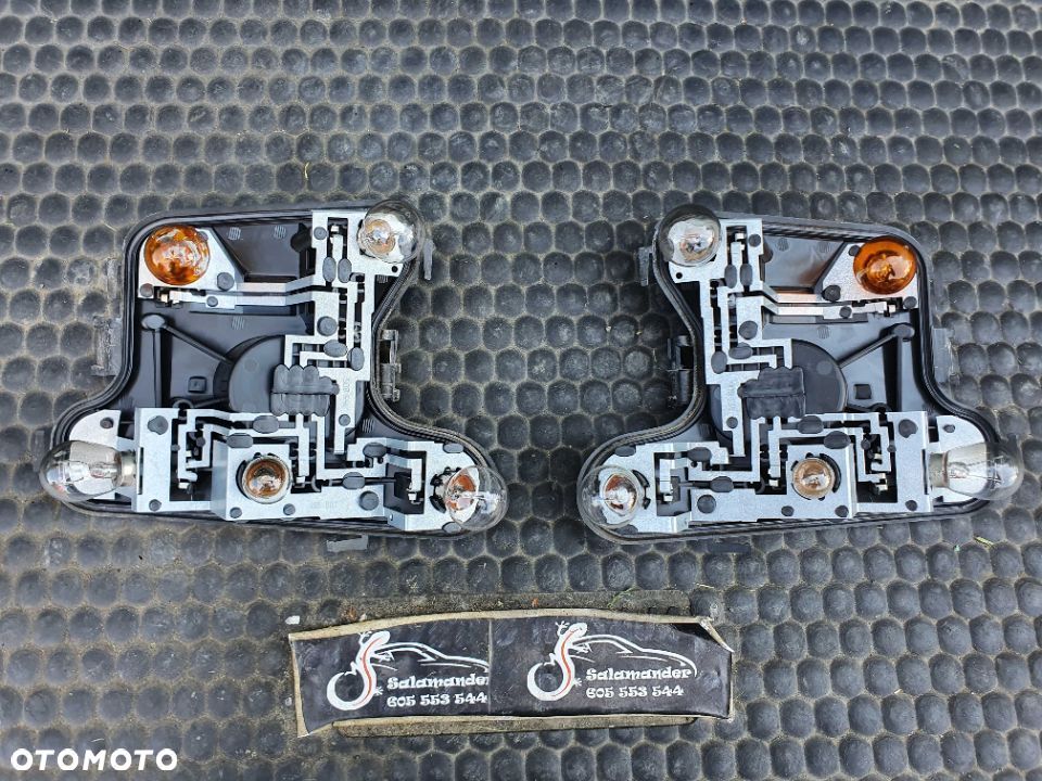 Wklad Lampa Lampy Zarowka Mocowanie Tyl Tylne AUDI A4 B6 Sedan Małysz 153947 153948 153 947 153 948