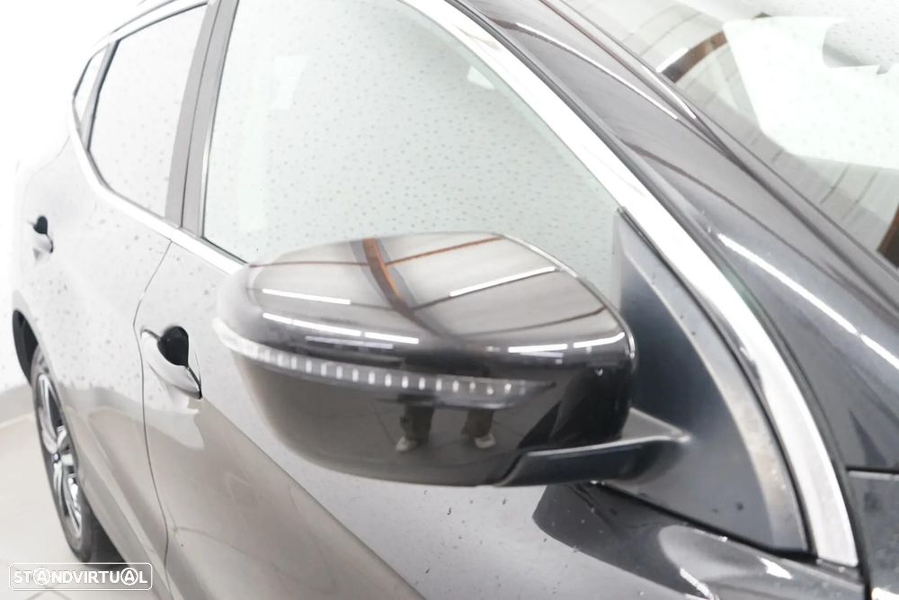 Nissan Qashqai 1.5 dCi N-Connecta Business - 11