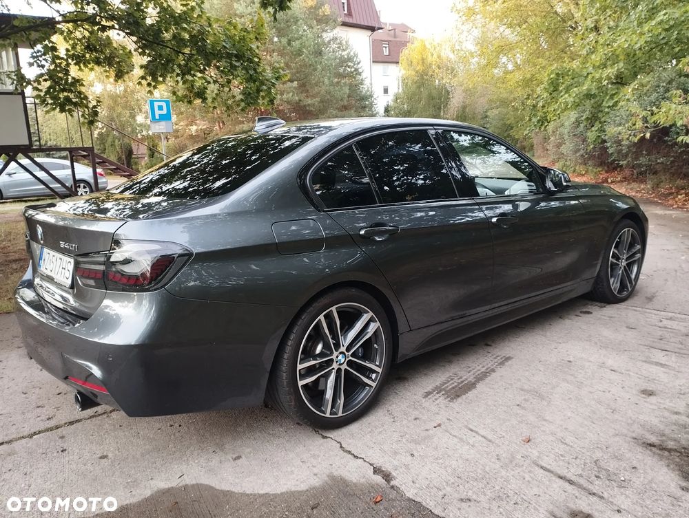 BMW Seria 3 340i GPF xDrive M Sport Shadow sport - 39