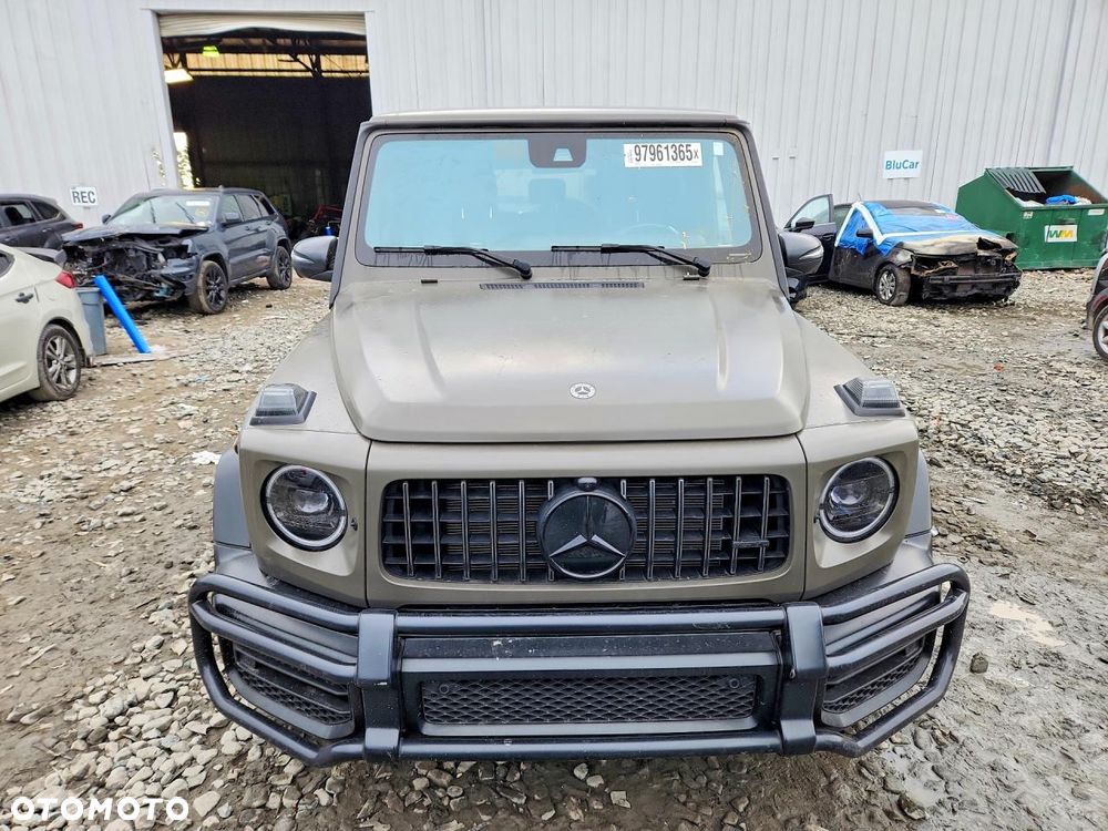 Mercedes-Benz Klasa G AMG 63 - 3