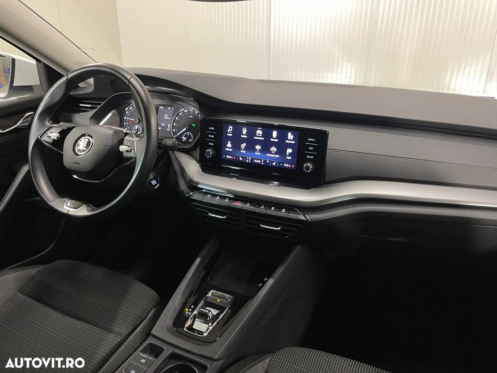 Skoda Octavia 2.0 TDI DSG Ambition - 9
