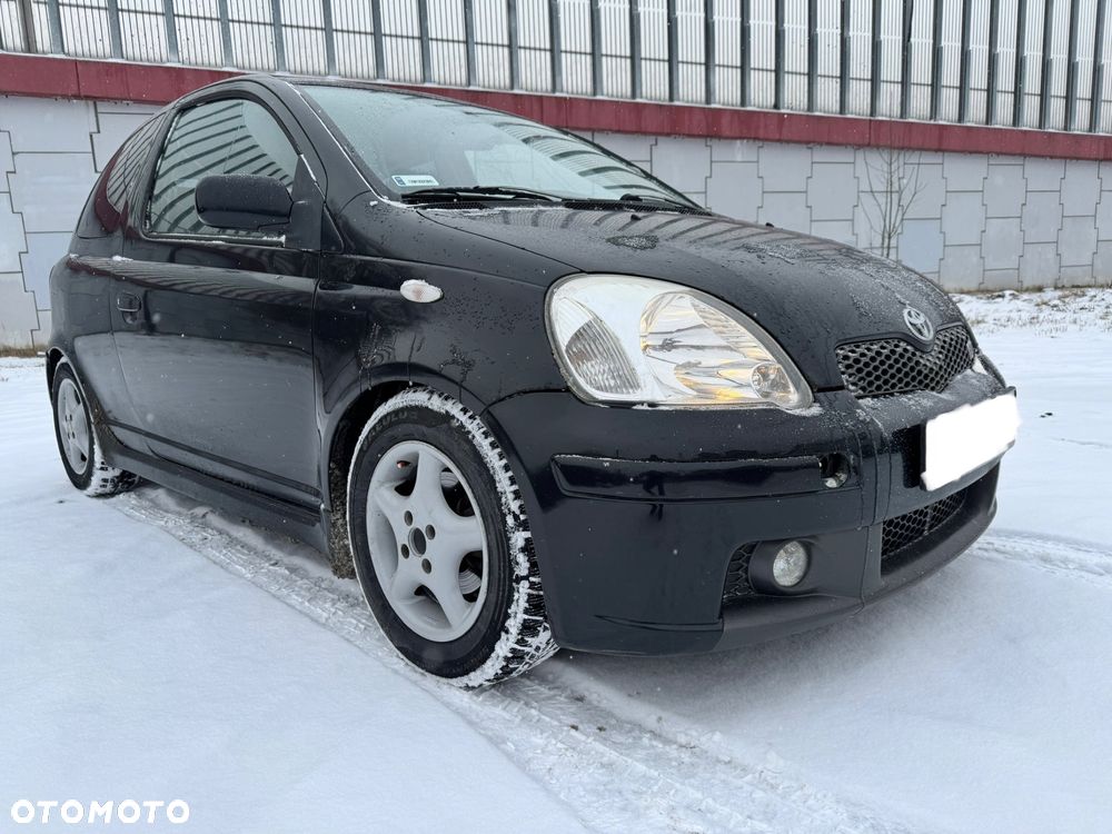 Toyota Yaris - 2