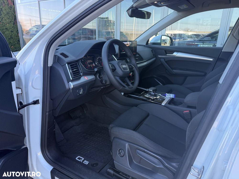 Audi Q5 40 TDI quattro S tronic design - 13