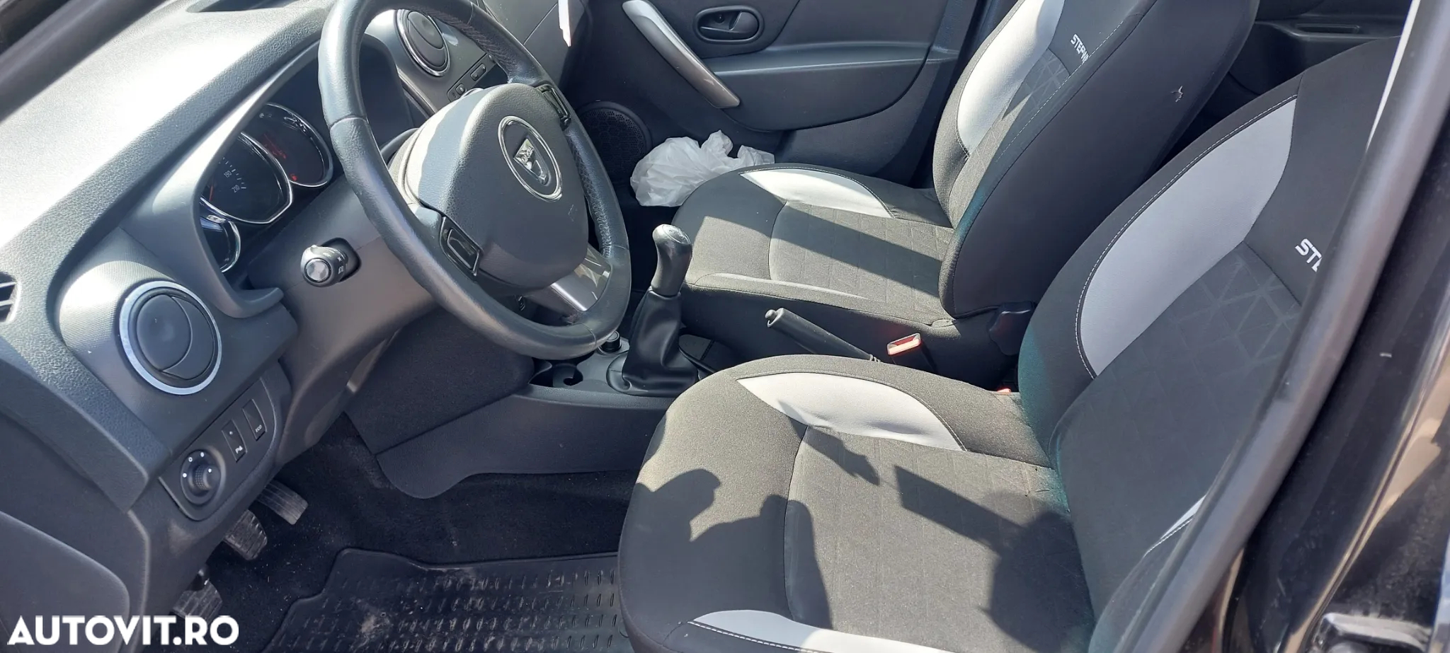 Dacia Sandero Stepway TCe 100 Prestige - 6