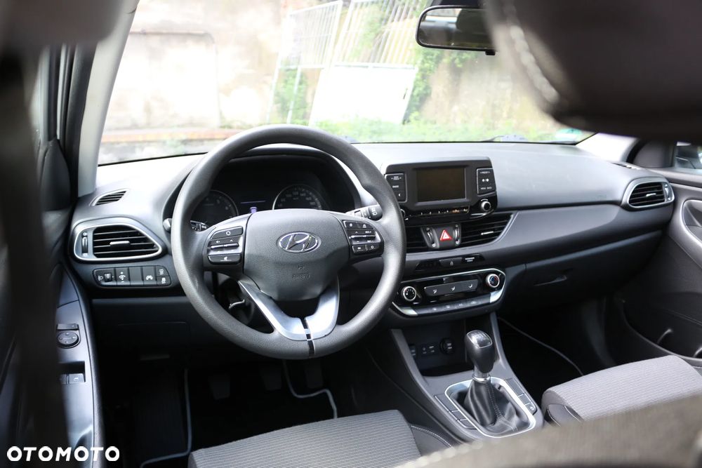 Hyundai i30 blue 1.4 Style - 9
