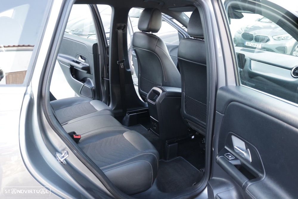 Mercedes-Benz B 180 d Style - 26