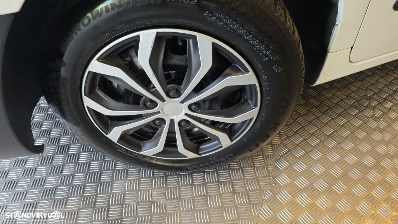 Citroën Berlingo 1.6 hdi 3lug. Ac - 24