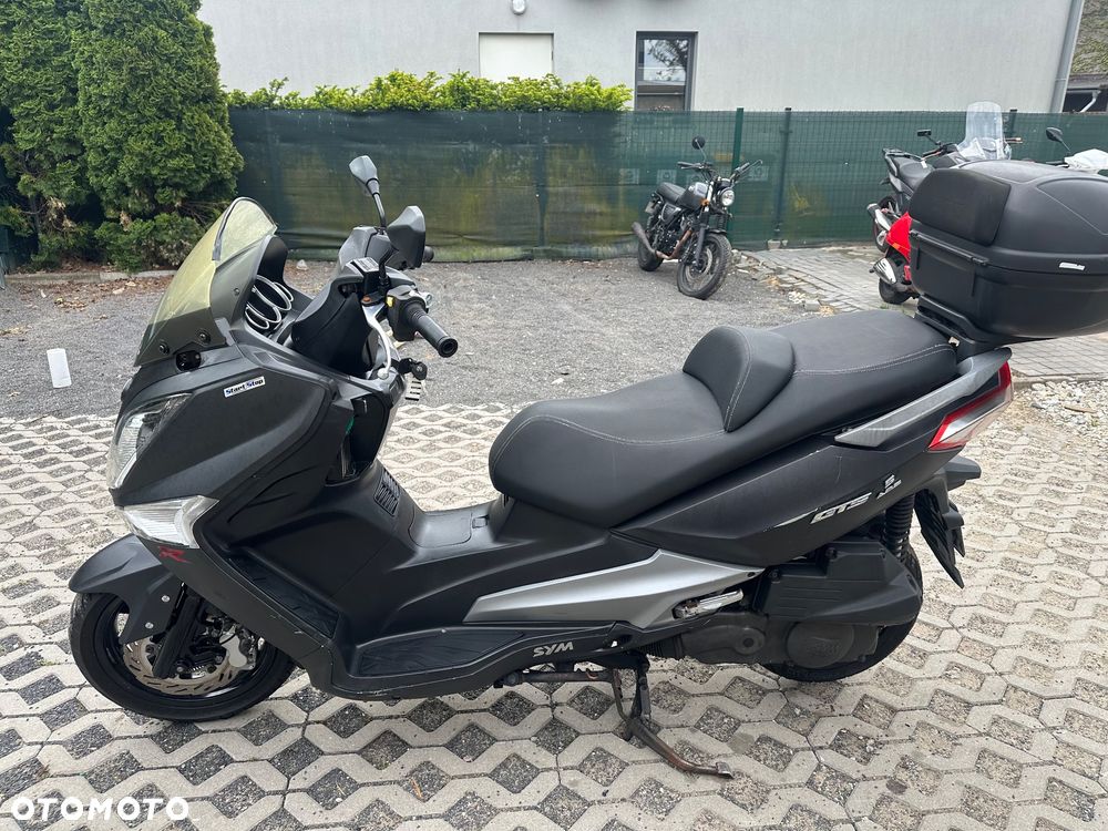 SYM GTS - 2