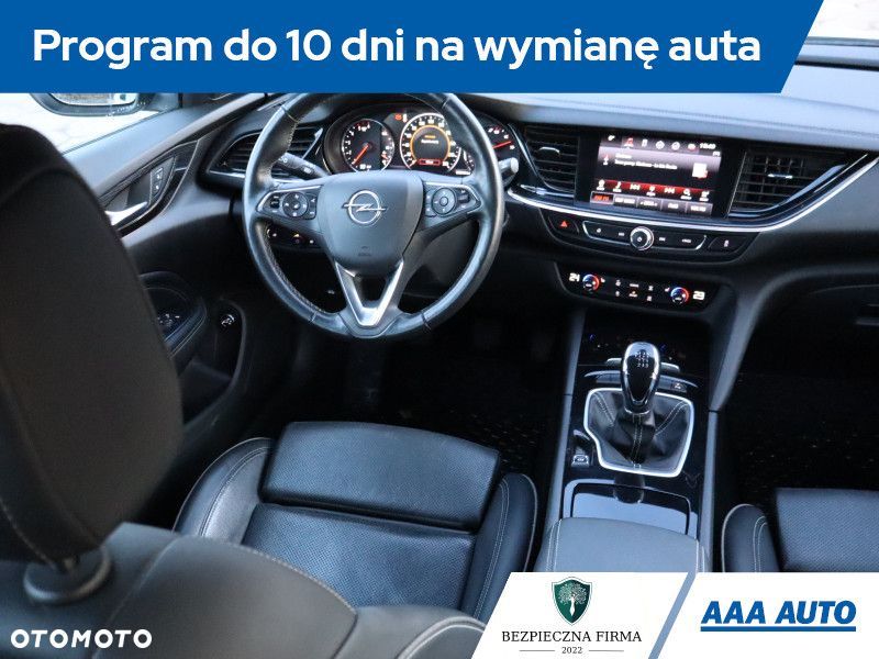 Opel Insignia - 8
